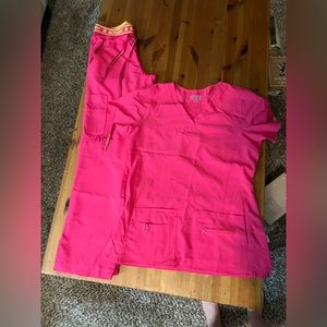 MedCouture Active Scrubs